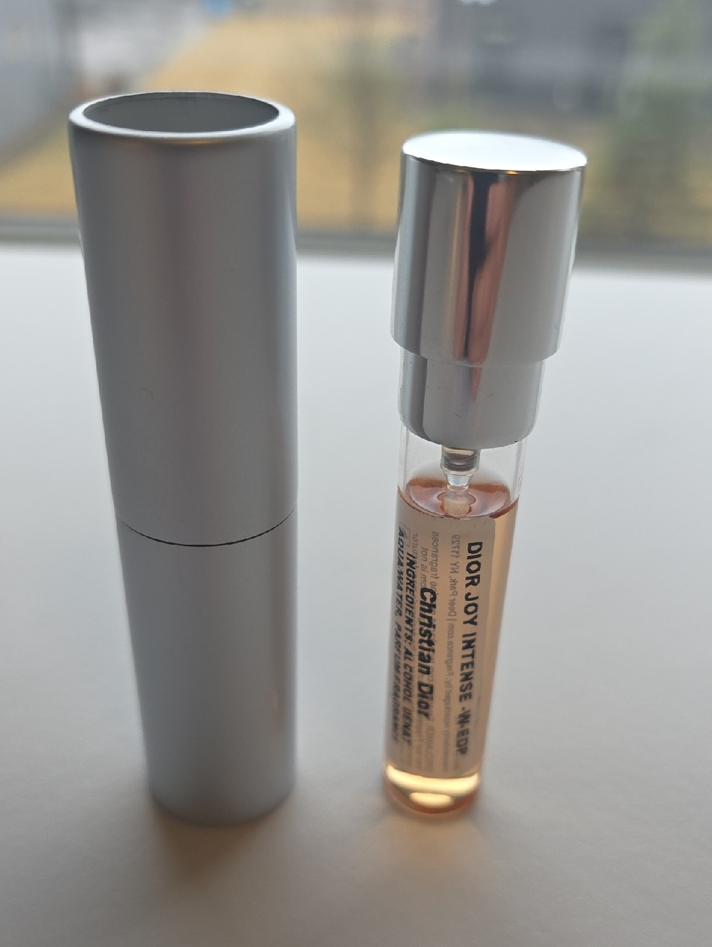 Dior Joy Intense Spray - Refillable Travel Size
